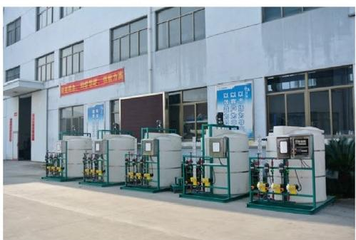 次氯酸钠消毒剂加药装置2 次氯酸钠消毒剂加药装置2